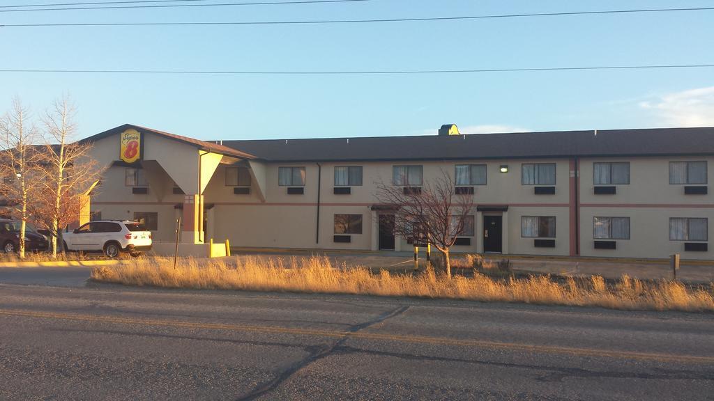 Motel Super 8 By Wyndham Rawlins Wyoming Exterior foto